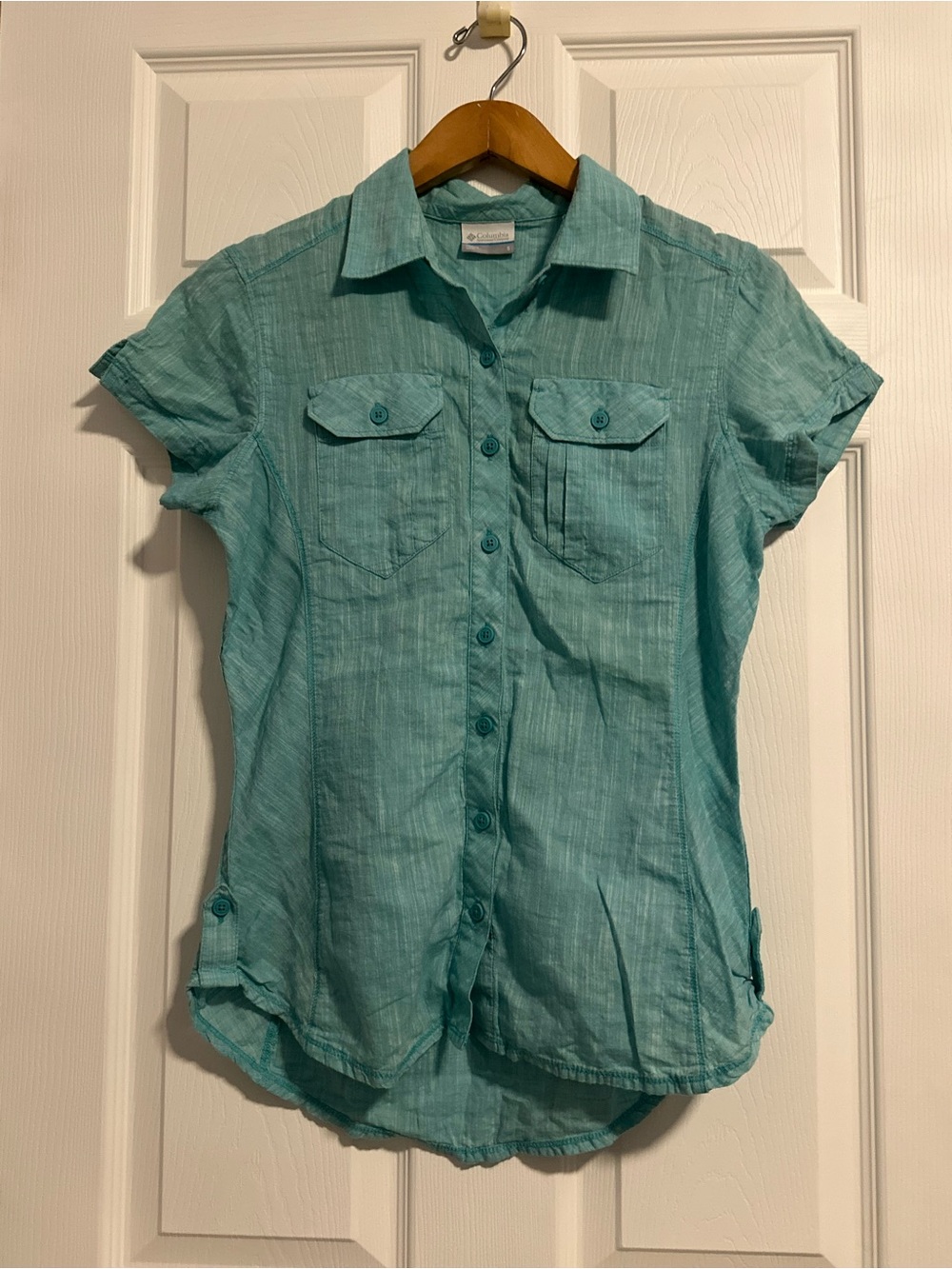 Columbia Women's Short-Sleeve Button-Down Shirt — Aqua Teal